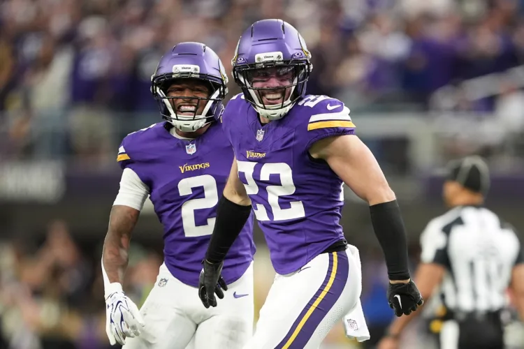 Vikings defense clamps down on Daniel Jones and the Colts for a 16-10 victory to stay undefeated